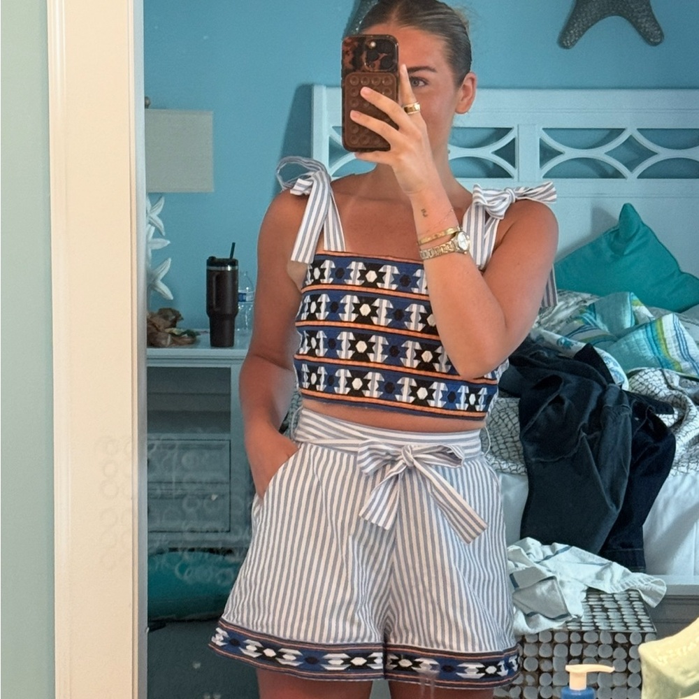 Seersucker Embroidered Set